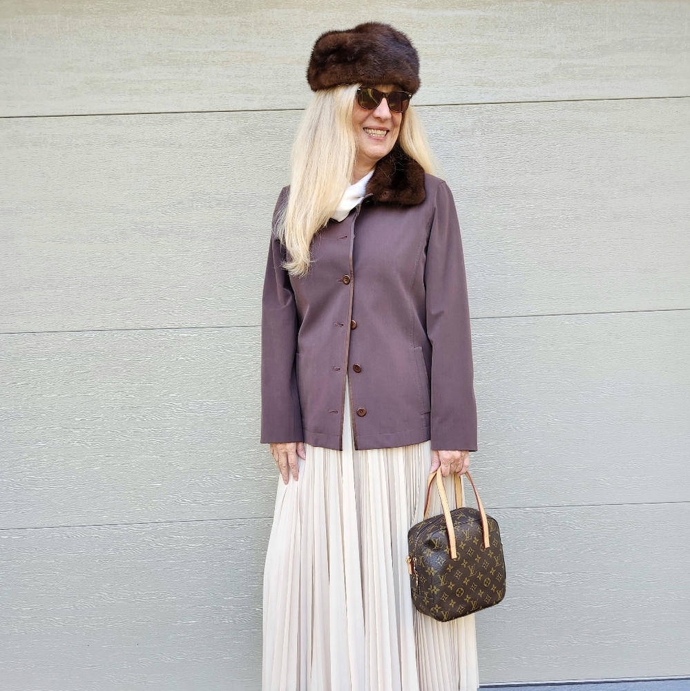 Vintage Ex Cond Mousieur X Mink Hat & Doncaster Mink Collar Jacket, 6, $180 - Picture 4 of 13